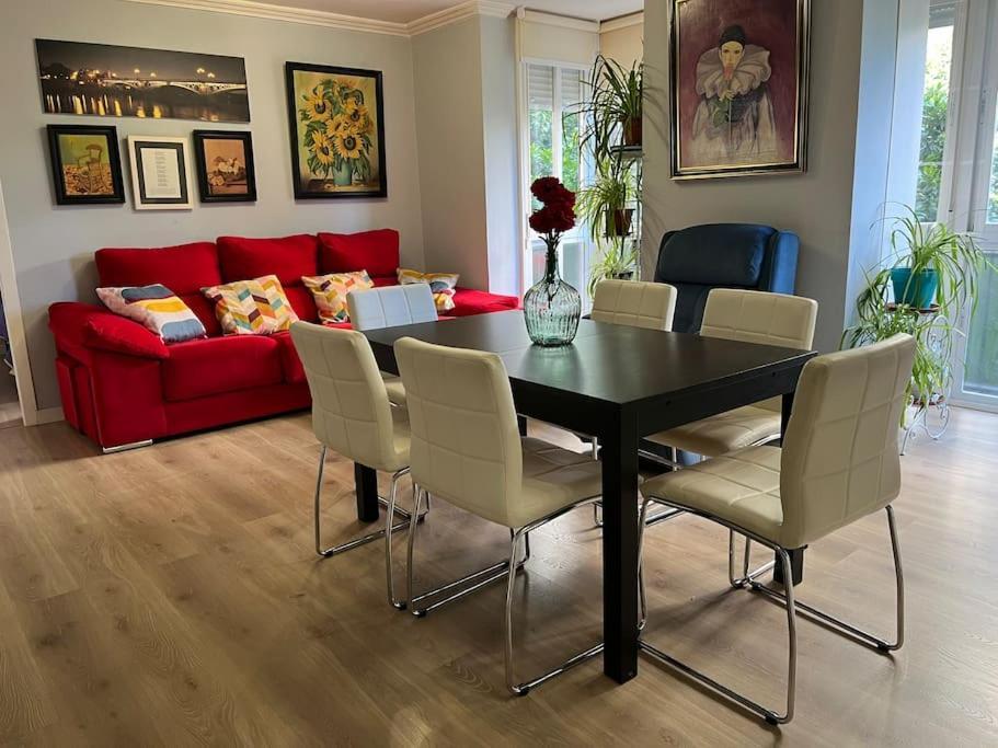 Triana Family Suites Siviglia Esterno foto